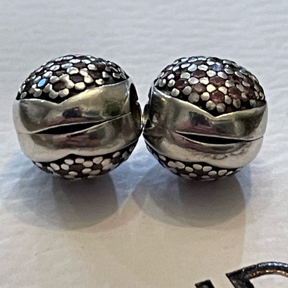 Authentic Pair of Pandora Love of My Life pink pave heart clip charms - Picture 7 of 8